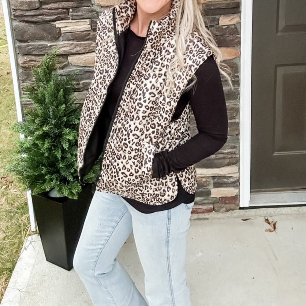 🆕 Leopard Print Vest